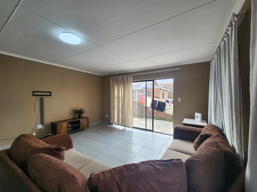 4 Bedroom Property for Sale in Levallia Western Cape